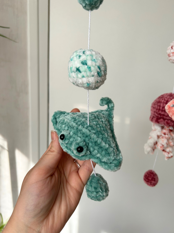 Copie de Patron crochet-12 Patron crochet PDF - Mobile bébé "sous l'océan"