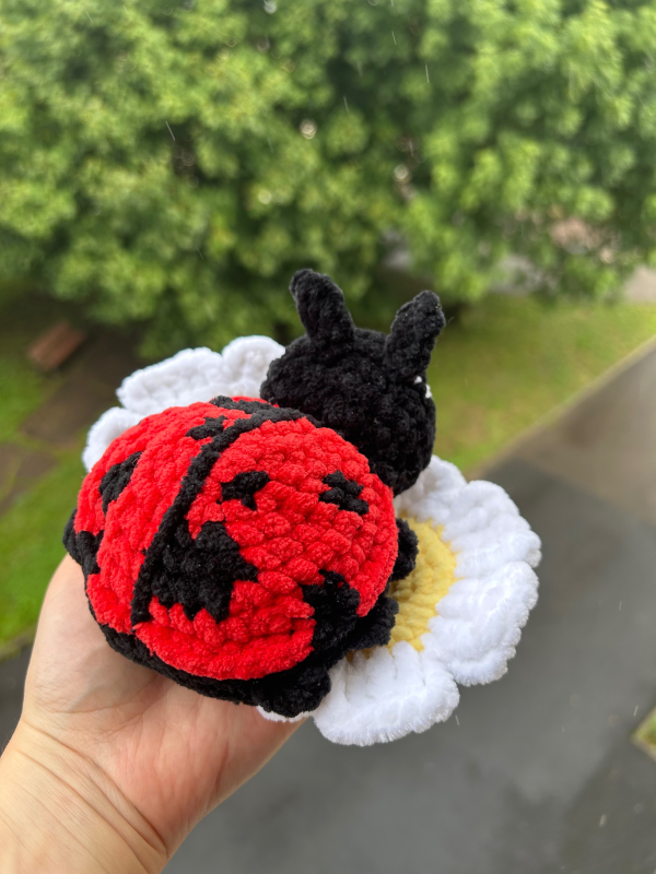 Copie de Patron crochet-2 Patron au crochet PDF - Annabelle, la coccinelle