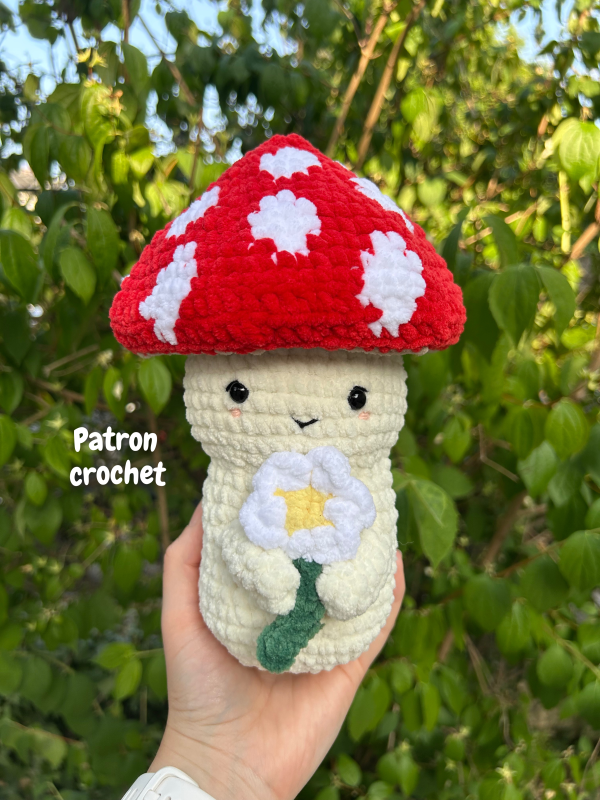 Patron crochet-4 Patron crochet PDF - Fifi, le champi fleuri