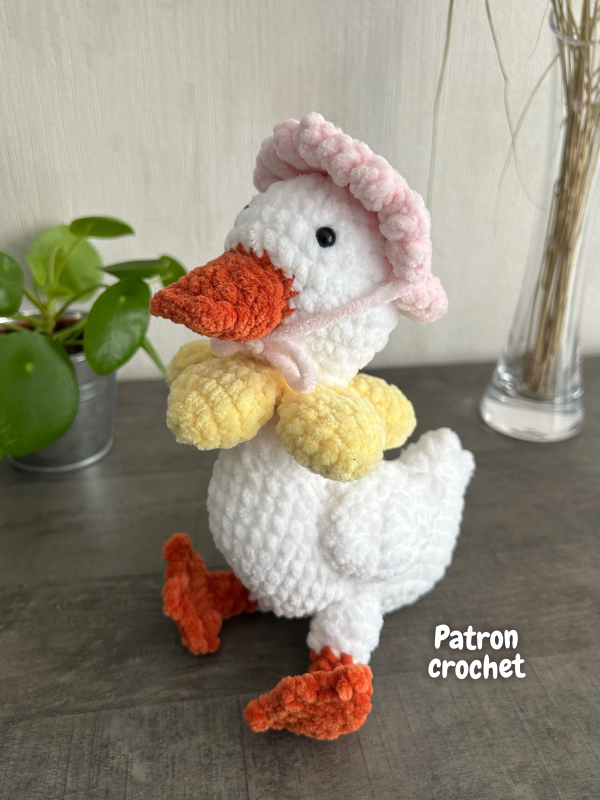 Patron crochet-9 Patron crochet PDF - Odile, l'oie printanière