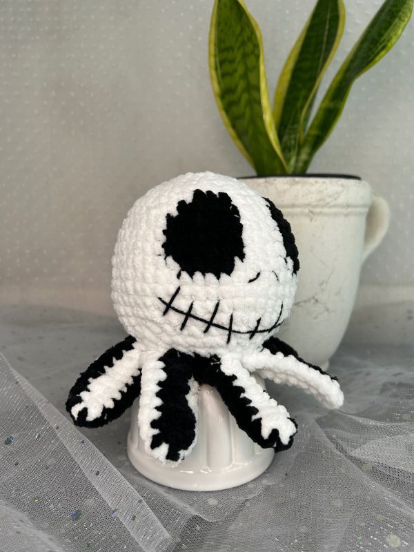 Copie de Patron crochet-13 Patron crochet PDF - Poulpe Halloween Jack Skelligton