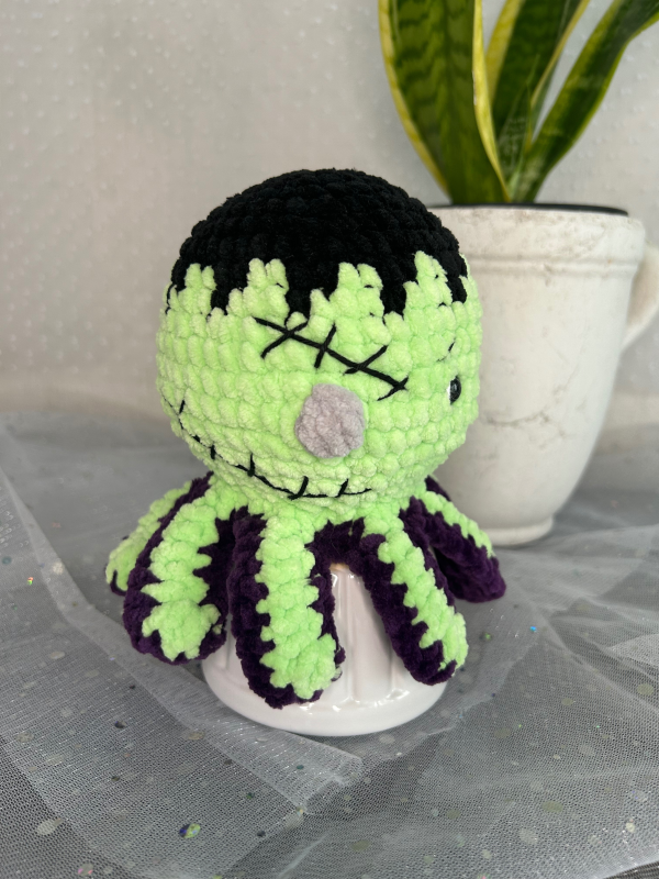 Copie de Patron crochet-6 Patron crochet PDF - Poulpe Halloween Frankenstein